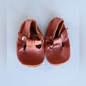 Mon Petite Leather T Strap Soft Sole size 5